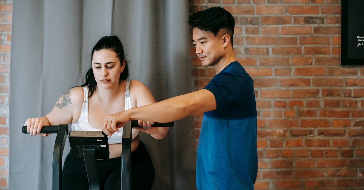 descubre cómo un coach de ciclismo puede ayudarte a mejorar tu rendimiento en la bicicleta, ya sea para carreras, entrenamiento recreativo o simplemente para disfrutar más de tus paseos en dos ruedas. personaliza tu plan de entrenamiento, mejora tu técnica y alcanza tus objetivos con el apoyo de un experto en ciclismo.