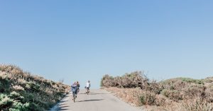 descubre las mejores rutas para ciclismo, perfectas para aventureros de todos los niveles. explora paisajes impresionantes y disfruta de una experiencia única sobre dos ruedas.