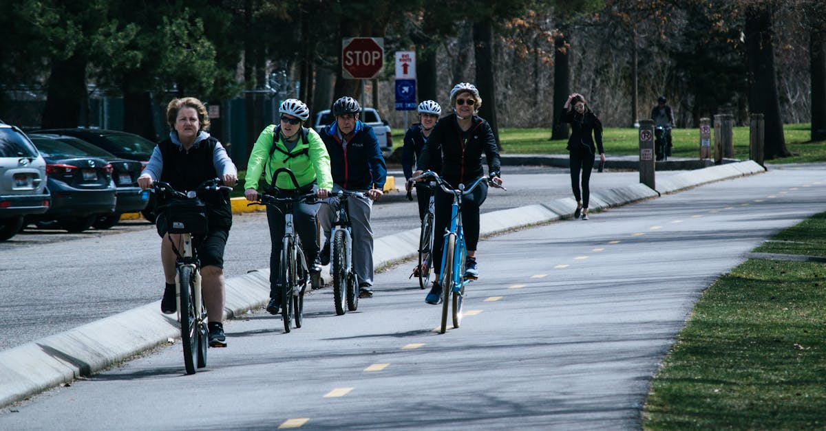 descubre el apasionante mundo del ciclismo. desde consejos para principiantes hasta rutas desafiantes, todo lo que necesitas saber para disfrutar de tu experiencia sobre dos ruedas.