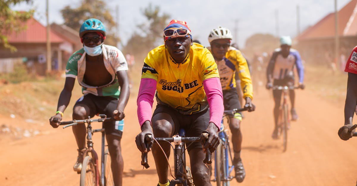 descubre las mejores competiciones de ciclismo, desde emocionantes carreras de carretera hasta desafiantes pruebas de montaña. únete a la comunidad de ciclistas y encuentra eventos que se adapten a tu nivel y pasión por el deporte. ¡inscríbete y pon a prueba tus habilidades sobre dos ruedas!