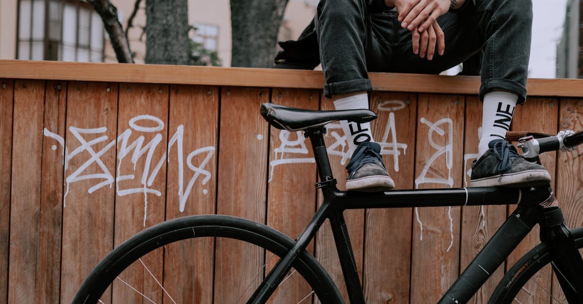 descubre nuestras zapatillas de ciclismo, diseñadas para ofrecer comodidad y rendimiento en cada pedaleada. ideal para ciclistas de todos los niveles, nuestras zapatillas combinan estilo y funcionalidad para mejorar tu experiencia sobre la bicicleta.