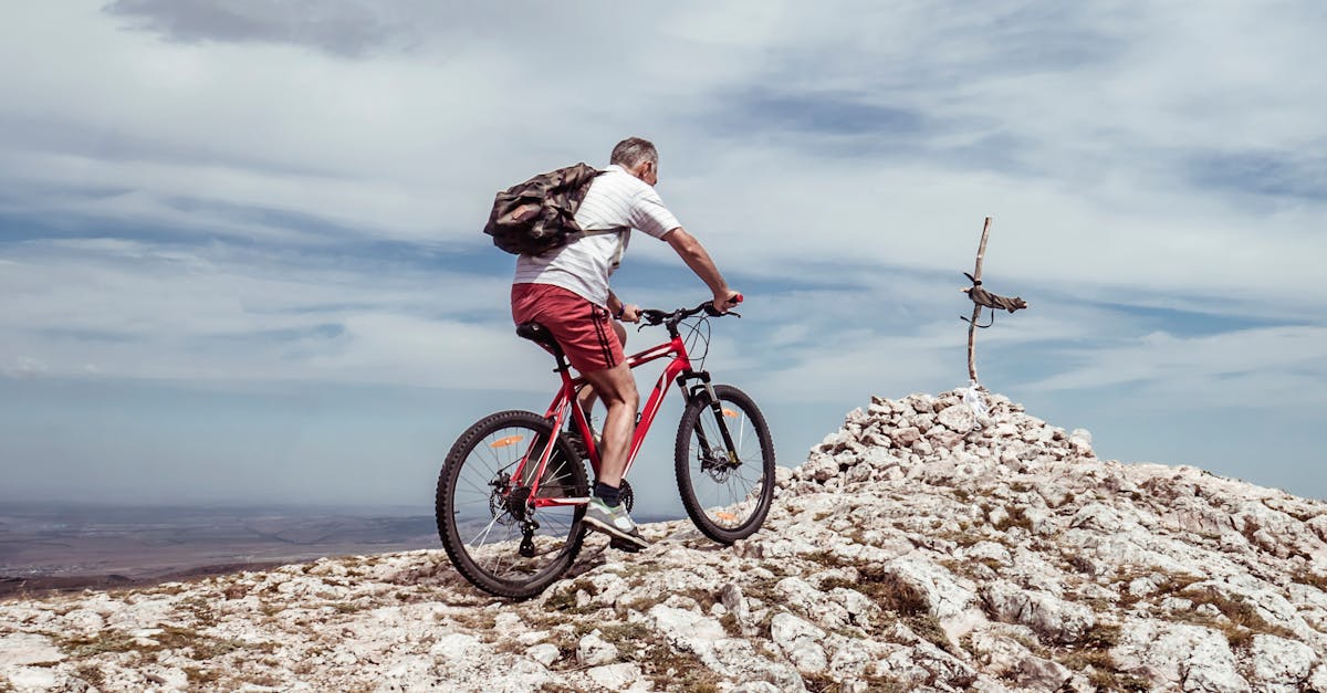 descubre la emoción del mountain biking: recorre impresionantes senderos, desafía tus límites y disfruta de la naturaleza en dos ruedas. perfecto para aventureros de todos los niveles.