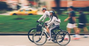 descubre el mundo del ciclismo: consejos, rutas, y todo lo que necesitas saber para disfrutar de esta emocionante actividad al aire libre. ¡pedalea hacia nuevas aventuras!