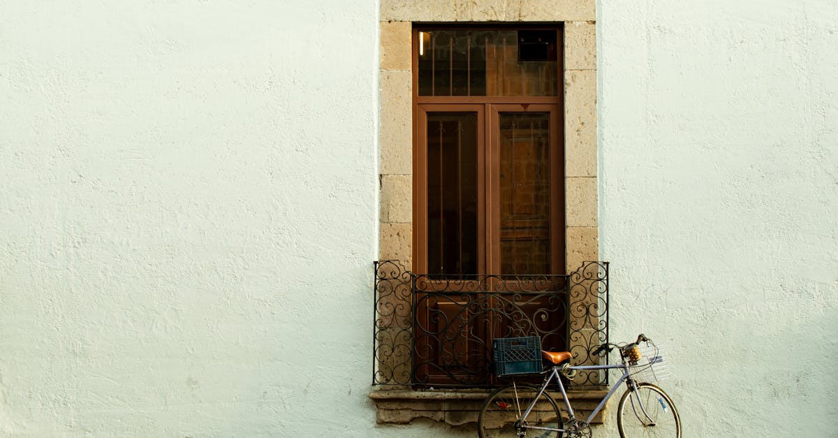 descubre las mejores técnicas de ciclismo para mejorar tu rendimiento en la bicicleta. desde el pedaleo eficiente hasta el manejo en terreno complicado, aprende cómo optimizar cada salida y convertirte en un ciclista experto.