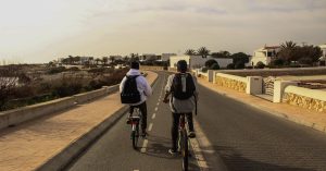 descubre las mejores rutas en bicicleta que te llevarán a través de paisajes impresionantes. ya seas principiante o ciclista experimentado, encuentra el camino perfecto para disfrutar de la naturaleza y la aventura sobre dos ruedas.