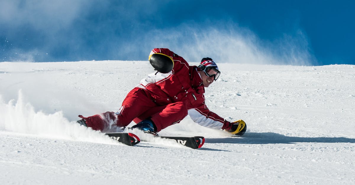 descubre la emocionante aventura del downhill, un deporte extremo que combina velocidad y adrenalina en impresionantes descensos por montañas y paisajes increíbles. ¡prepárate para sentir la libertad y el desafío en cada curva!