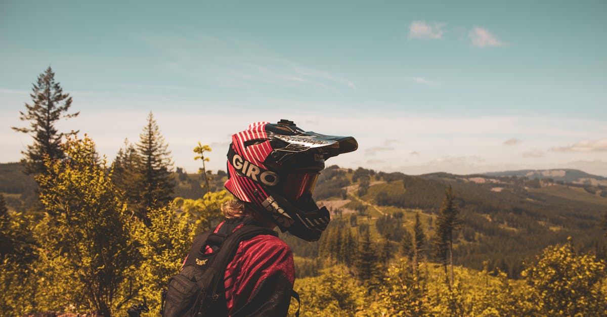 descubre los mejores suplementos para el ciclismo de montaña que mejorarán tu rendimiento y resistencia. maximiza tu energía y recupérate más rápido para conquistar las rutas más desafiantes.