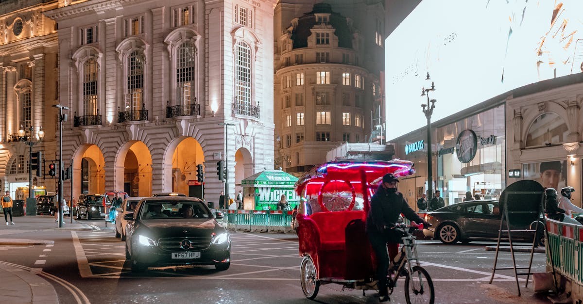 découvrez notre large sélection de lumières de vélo pour assurer votre sécurité lors de vos trajets nocturnes. que ce soit pour la route ou les sentiers, trouvez les meilleurs éclairages adaptés à vos besoins.