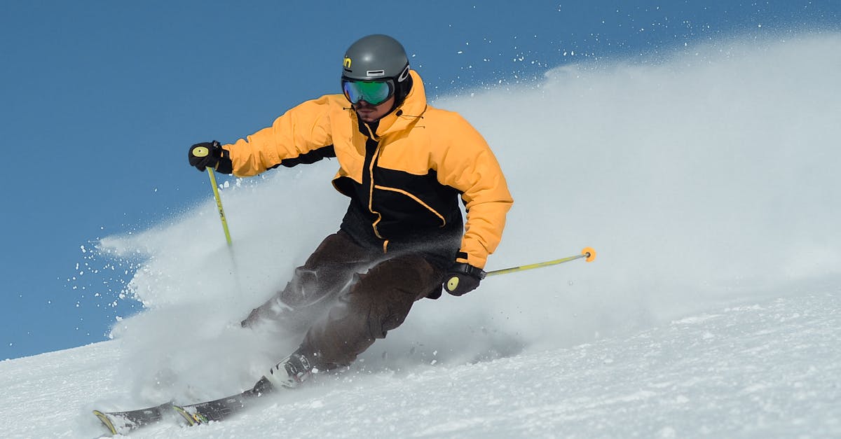 descubre la emoción del downhill, un deporte de aventura que combina velocidad y adrenalina en descensos de montaña. perfecto para los amantes de la naturaleza y la aventura, este emocionante pasatiempo te llevará a explorar paisajes impresionantes mientras pones a prueba tus habilidades en bicicleta.