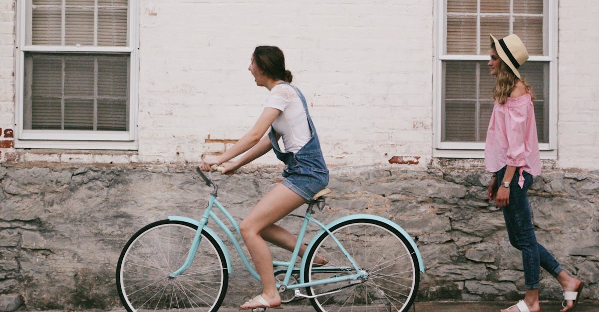 descubre la emoción de montar en bicicleta y explora paisajes impresionantes. ya seas un ciclista experimentado o un principiante, disfruta de rutas desafiantes y la libertad que solo el ciclismo puede ofrecer.